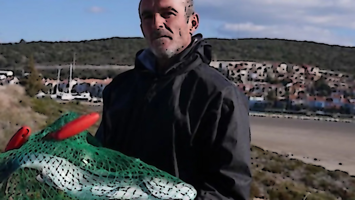 Didim ve Çeşme'de Kuvvetli Poyrazın Etkileri: Deniz Suyu Çekiliyor